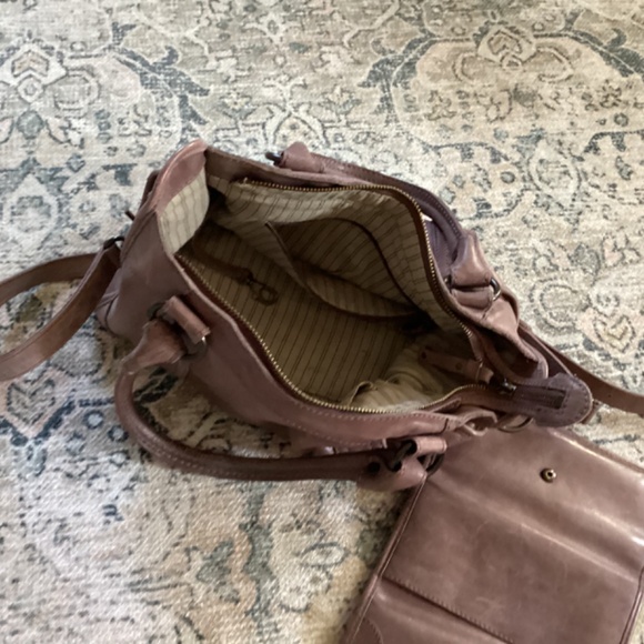 Frye purse/wallet - Picture 2 of 4